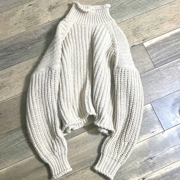 H&M Chunky Sweater - Picture 7 of 9